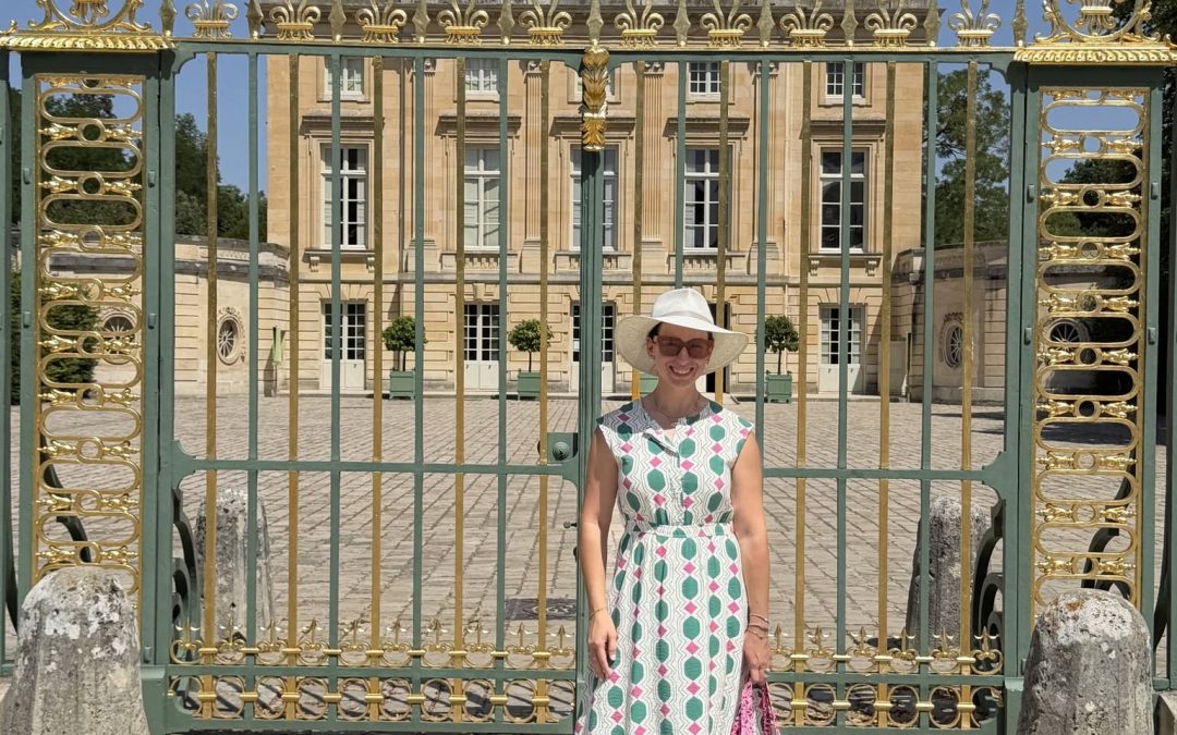 Stylish Shoes and Bags for France Travel: Comfortable Picks